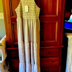 New maxi dress beachy